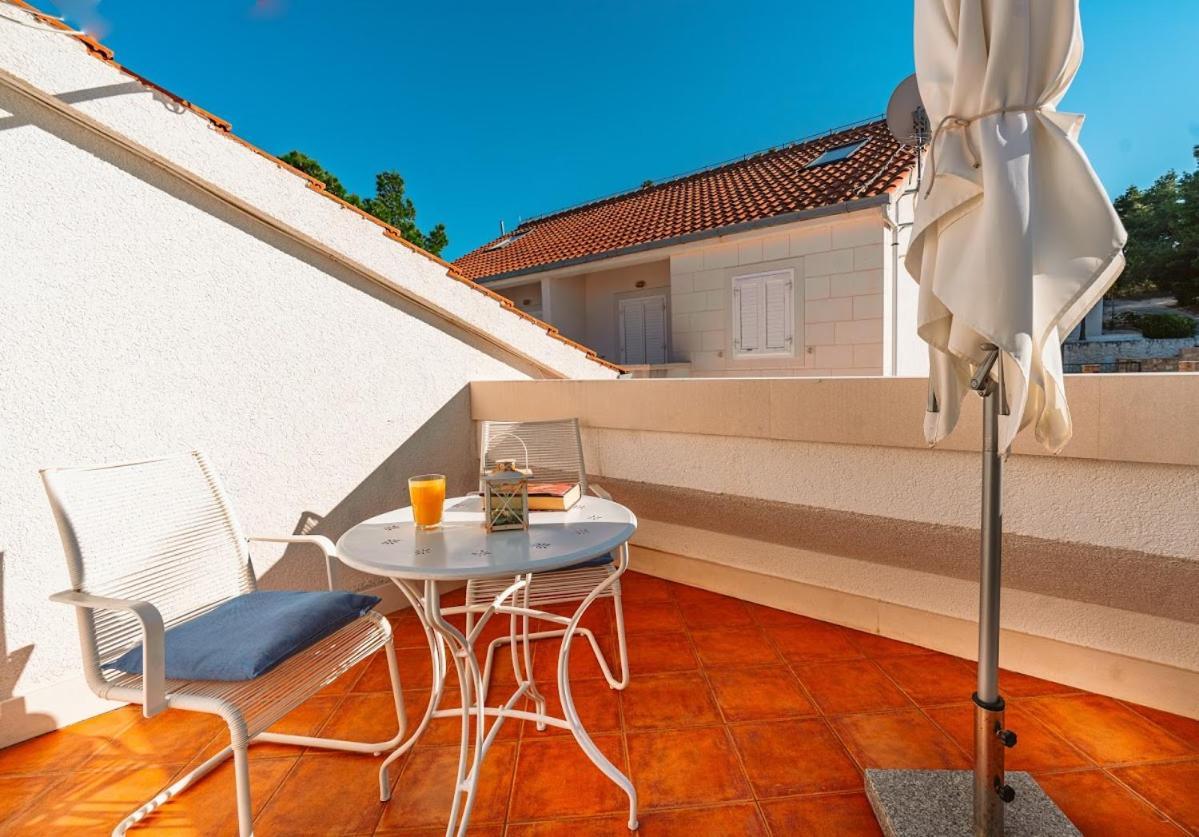 Sutivan Best Apartments Esterno foto